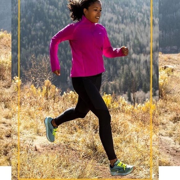 Brooks Catamount Trail Running Lace Up Sneakers in Blue/Nightlife/Biscuit - Picture 4 of 16